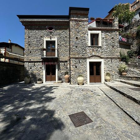 Casa Marinari Bed & Breakfast Scalea Exterior photo
